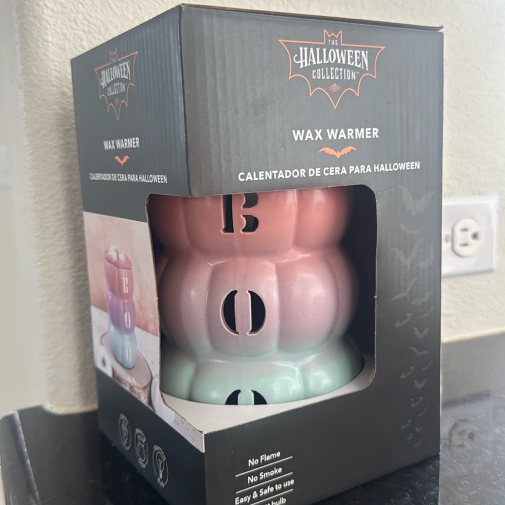 Halloween Collection Pastel Ombre Pumpkin Stack Spelling Boo Ceramic Wax Warmer